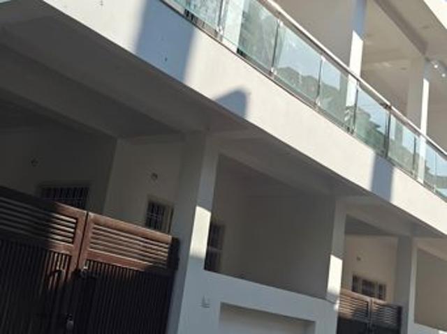 Resale | 3 BHK + Pooja Room 1450 Sq.Ft. Villa in Matiyari