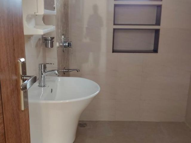 Resale | 3 BHK + Pooja Room 1500 Sq.Ft. Apartment in Dwarka