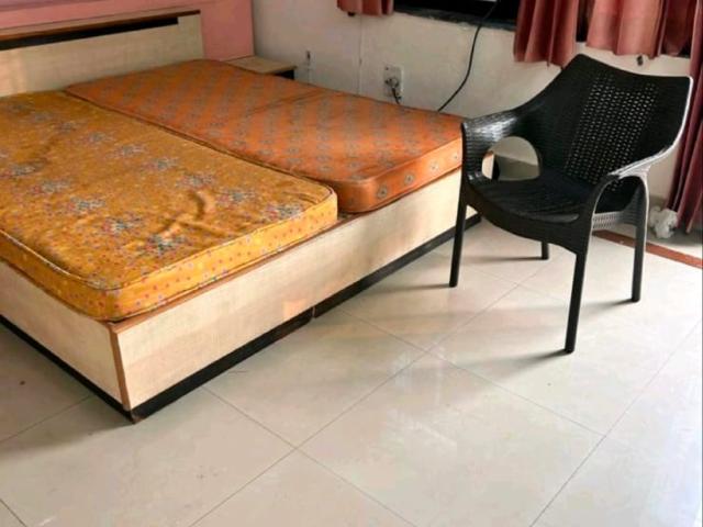 Resale | 3 BHK + Pooja Room 1500 Sq.Ft. Apartment in R S Apartment