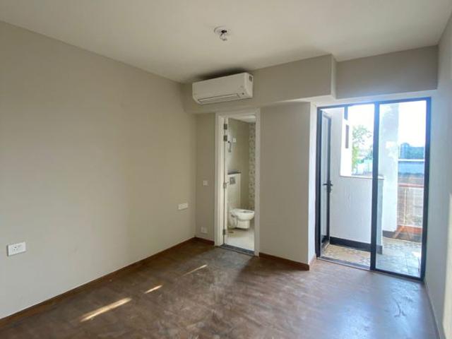 Resale | 3 BHK + Pooja Room 1500 Sq.Ft. Apartment in Signature Global City 63A