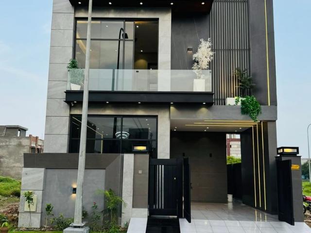 Resale | 3 BHK + Pooja Room 1500 Sq.Ft. Villa in Drmb Villa