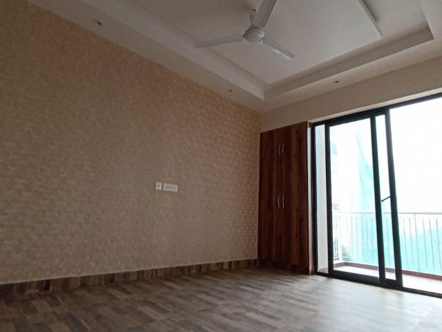 Resale | 3 BHK + Pooja Room 1515 Sq.Ft. Apartment in Rishabh Cloud 9