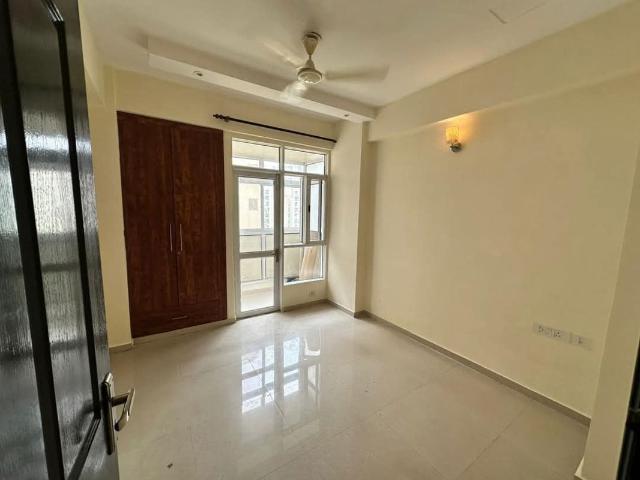 Resale | 3 BHK + Pooja Room 1560 Sq.Ft. Apartment in Prateek Laurel