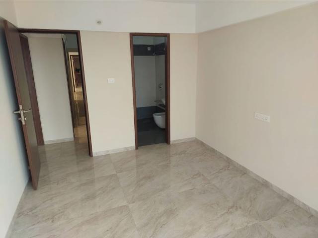 Resale | 3 BHK + Pooja Room 1570 Sq.Ft. Apartment in Kohinoor Courtyard One