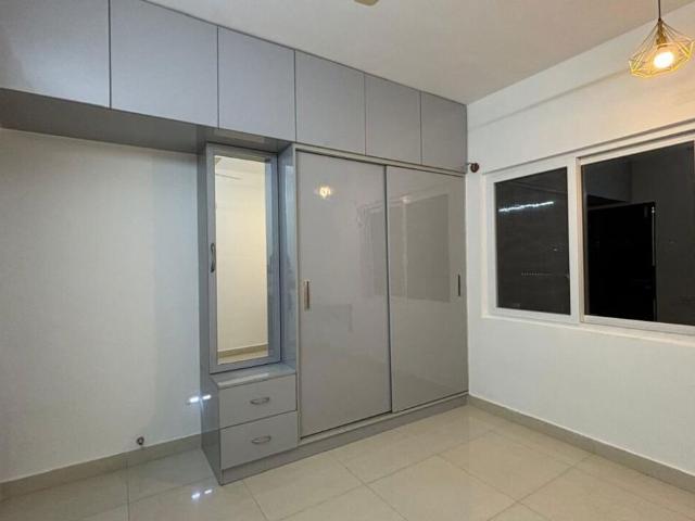 Resale | 3 BHK + Pooja Room 1590 Sq.Ft. Apartment in Shriram Luxor