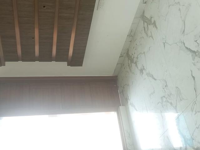 Resale | 3 BHK + Pooja Room 1600 Sq.Ft. Apartment in Vasundhara Enclave