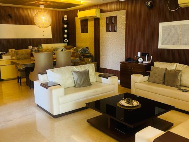 Resale | 3 BHK + Pooja Room 1600 Sq.Ft. Apartment in Pride Purple Park Titanium