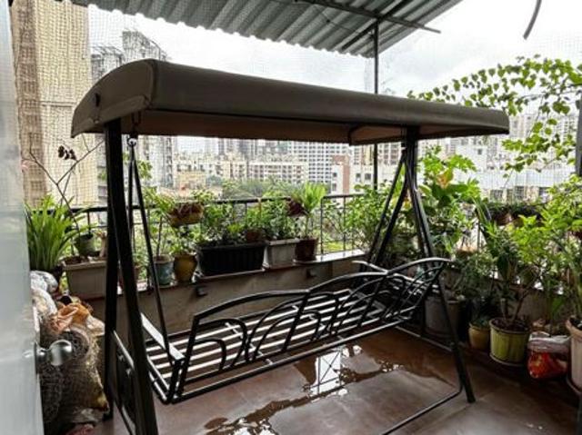 Resale | 3 BHK + Pooja Room 1600 Sq.Ft. Apartment in Purushottam Plaza
