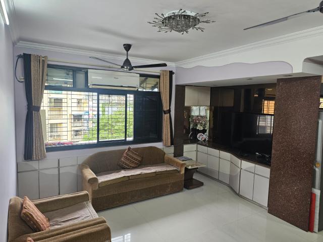 Resale | 3 BHK + Pooja Room 1600 Sq.Ft. Penthouse in Valley Towers Annex