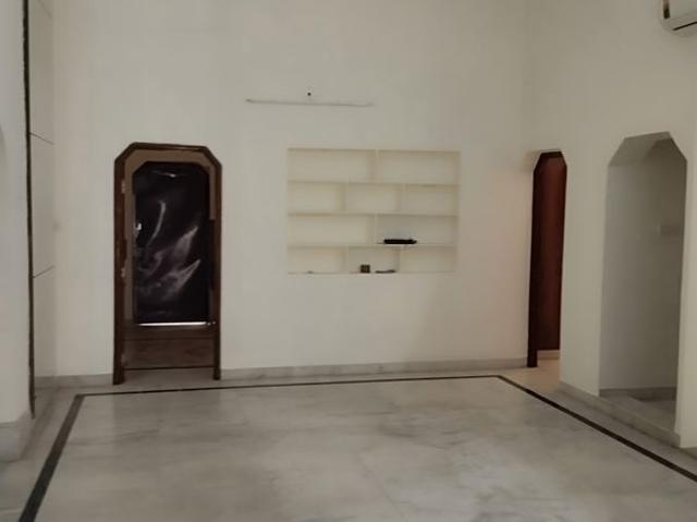 Resale | 3 BHK + Pooja Room 1601 Sq.Ft. Apartment in Candeur Crescent
