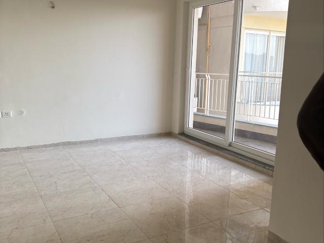 Resale | 3 BHK + Pooja Room 1625 Sq.Ft. Apartment in BPTP Discovery Park