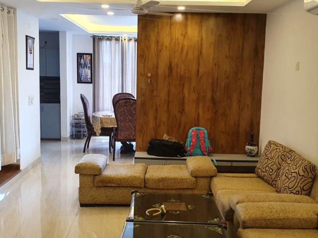 Resale | 3 BHK + Pooja Room 1662 Sq.Ft. Apartment in Unitech Fresco