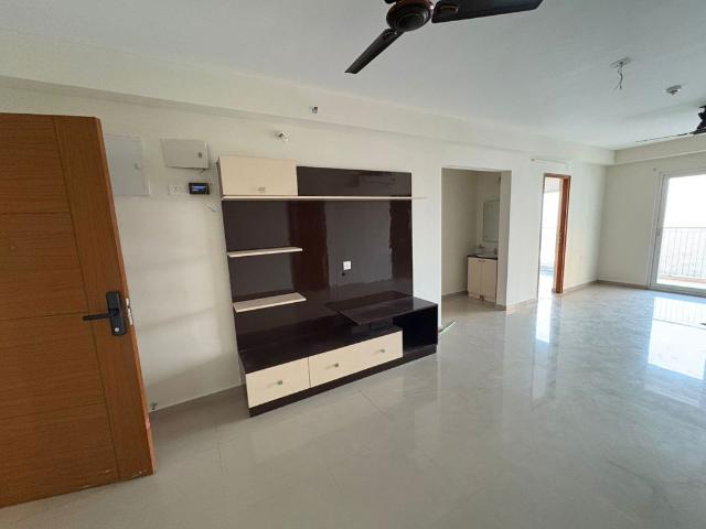 Resale | 3 BHK + Pooja Room 1735 Sq.Ft. Apartment in Incor One City