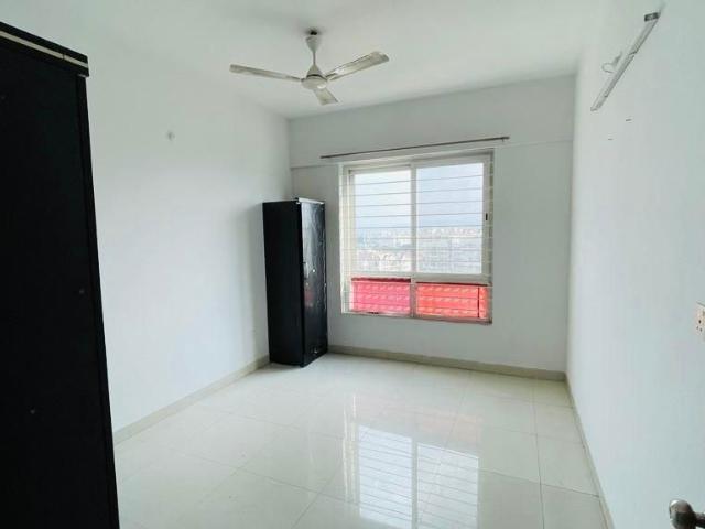 Resale | 3 BHK + Pooja Room 1881 Sq.Ft. Apartment in Hadapsar