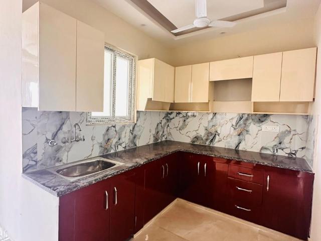 Resale | 3 BHK + Pooja Room 1894 Sq.Ft. Apartment in Niho Marvel Scottish Garden
