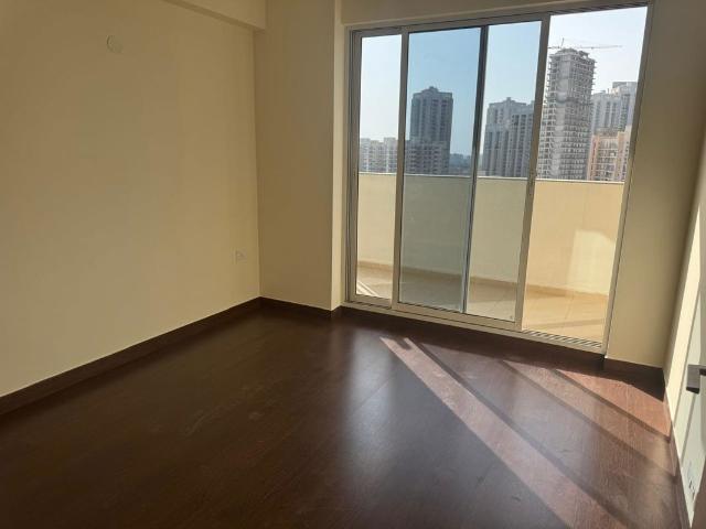 Resale | 3 BHK + Pooja Room 1930 Sq.Ft. Apartment in DLF The Primus