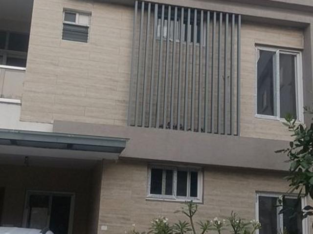 Resale | 3 BHK + Pooja Room 2000 Sq.Ft. Villa in Kismatpur