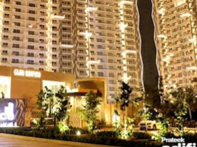 Resale | 3 BHK + Pooja Room 2070 Sq.Ft. Apartment in Prateek Edifice