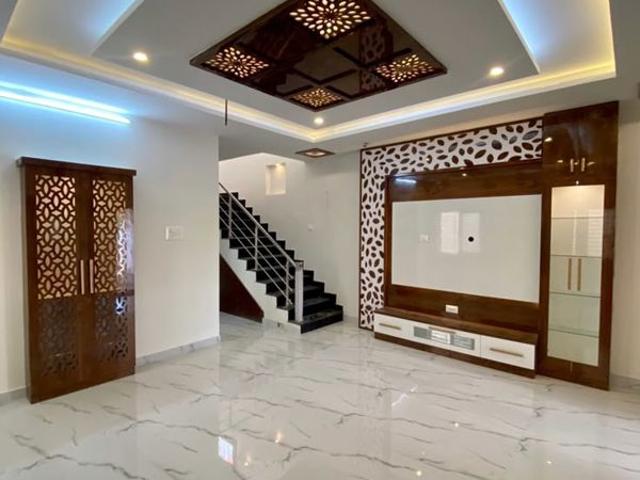 Resale | 3 BHK + Pooja Room 217 Sq.Yd. Independent House in Uday Park