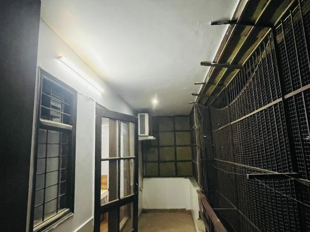 Resale | 3 BHK + Pooja Room 218 Sq.Ft. Apartment in Sushant Lok 2