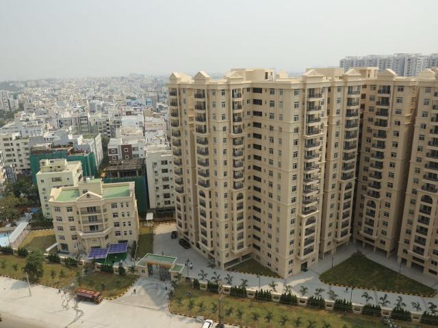 Resale | 3 BHK + Pooja Room 2225 Sq.Ft. Apartment in Aditya Capitol Heights