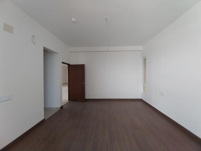 Resale | 3 BHK + Pooja Room 2240 Sq.Ft. Apartment in Vasavi Lake City
