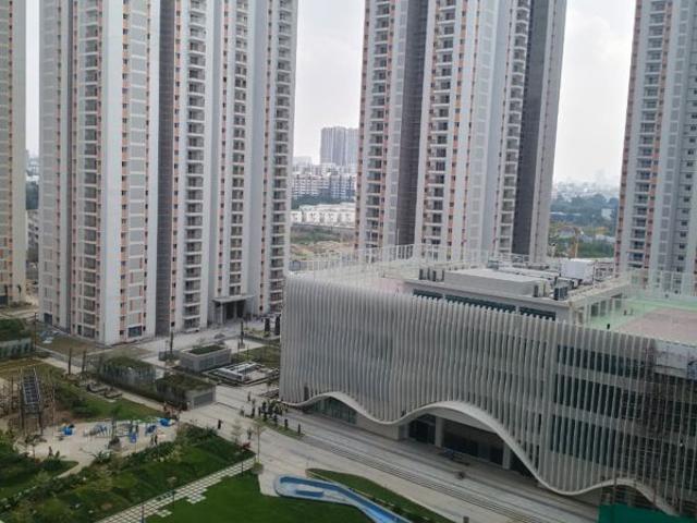 Resale | 3 BHK + Pooja Room 2262 Sq.Ft. Apartment in My Home Sayuk