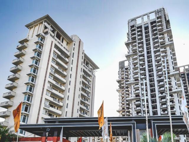 Resale | 3 BHK + Pooja Room 2280 Sq.Ft. Apartment in SS The Leaf