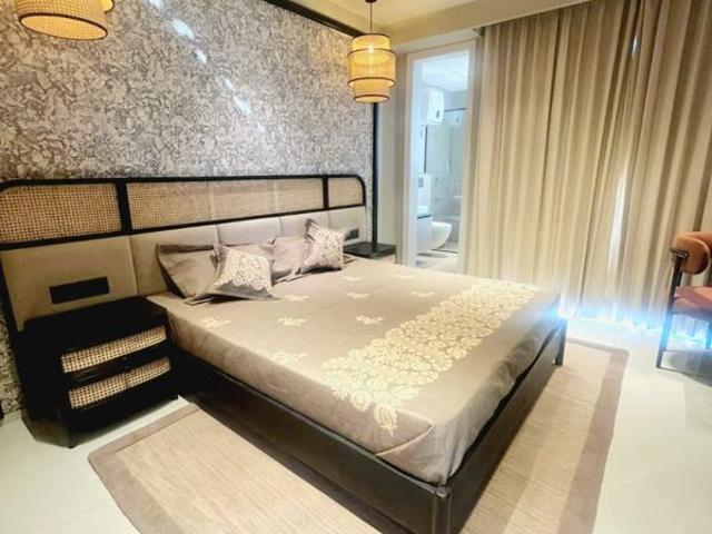 Resale | 3 BHK + Pooja Room 2325 Sq.Ft. Apartment in Aerocity