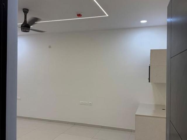 Resale | 3 BHK + Pooja Room 2367 Sq.Ft. Apartment in SMR Vinay City