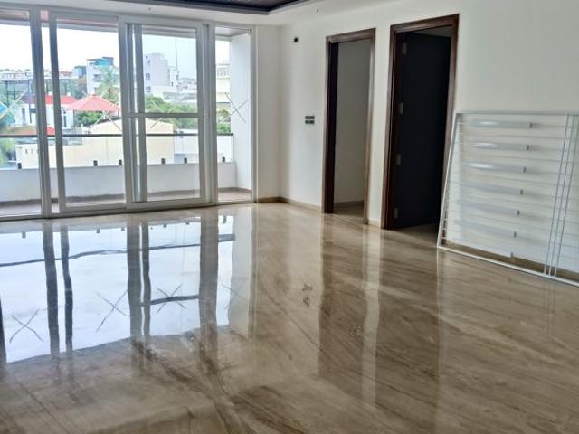 Resale | 3 BHK + Pooja Room 2438 Sq.Ft. Apartment in Sai Krishnas Sreenidhi Towers