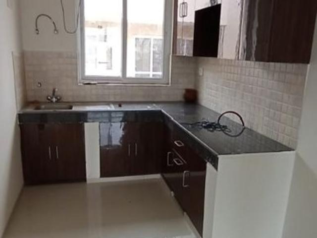 Resale | 3 BHK + Pooja Room 250 Sq.Ft. Apartment in BPTP Parkland