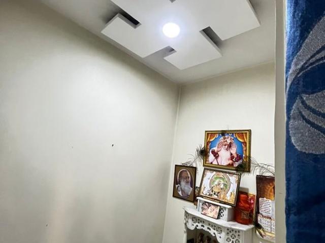 Resale | 3 BHK + Pooja Room 250 Sq.Yd. Independent House in Sector 84