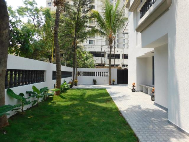 Resale | 3 BHK + Pooja Room 2640 Sq.Ft. Villa in Prescon Prestige Valley