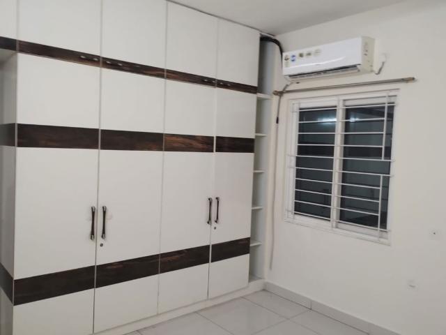 Resale | 3 BHK + Pooja Room 2795 Sq.Ft. Apartment in Cybercity Rainbow Vistas Rock Gardens