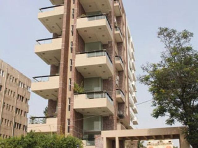 Resale | 3 BHK + Pooja Room 2800 Sq.Ft. Apartment in Gandhi Nagar Central Bangalore