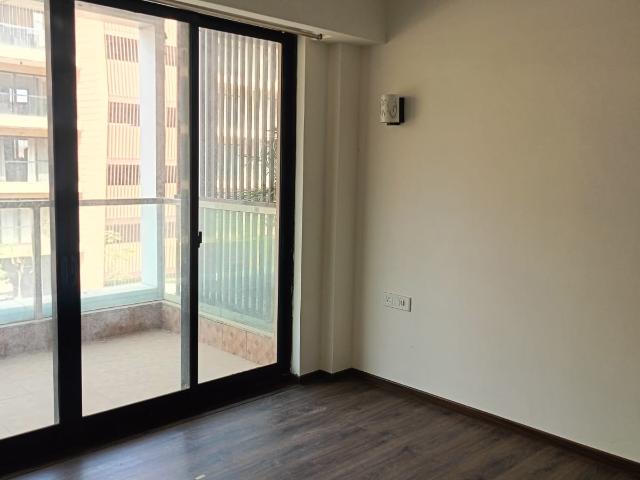 Resale | 3 BHK + Pooja Room 300 Sq.Yd. Apartment in Adani Samsara