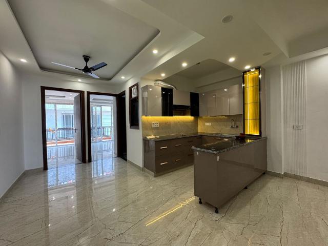 Resale | 3 BHK + Pooja Room,Basement 1400 Sq.Ft. Apartment in Chattarpur