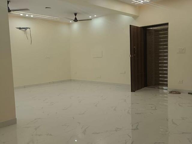 Resale | 3 BHK + Pooja Room,Extra Room 1500 Sq.Ft. Apartment in Dwarka