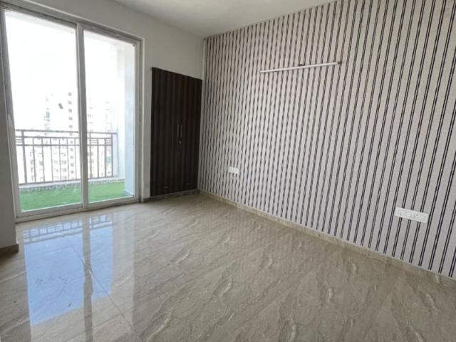 Resale | 3 BHK + Pooja Room,Extra Room 1128 Sq.Ft. Apartment in BPTP Park Elite Premium