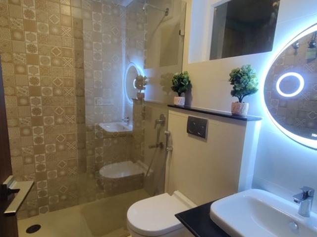 Resale | 3 BHK + Pooja Room,Extra Room 2200 Sq.Ft. Apartment in Jawahar Nagar