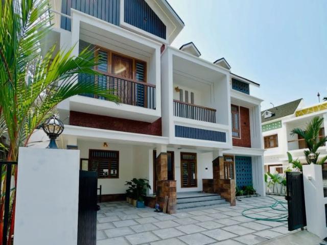 Resale | 3 BHK + Pooja Room,Extra Room 960 Sq.Ft. Villa in Bidadi