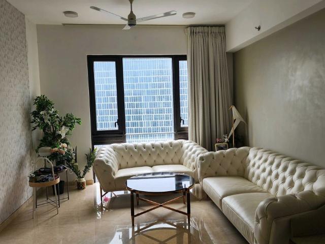Resale | 3 BHK + Pooja Room,Servant Room 1098 Sq.Ft. Apartment in Lodha Allura