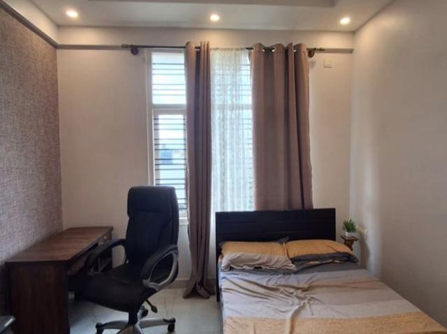 Resale | 3 BHK + Pooja Room,Servant Room 1655 Sq.Ft. Apartment in Ananda Nilaya