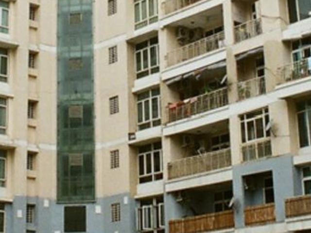 Resale | 3 BHK + Pooja Room,Servant Room 1700 Sq.Ft. Apartment in Mahagun Morpheus