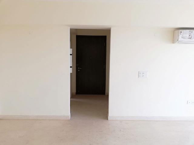 Resale | 3 BHK + Pooja Room,Servant Room 1845 Sq.Ft. Apartment in DLF New Town Heights I