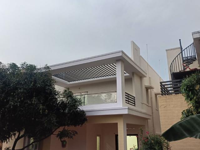 Resale | 3 BHK + Pooja Room,Servant Room 2150 Sq.Ft. Villa in Gokuls Brindavanam