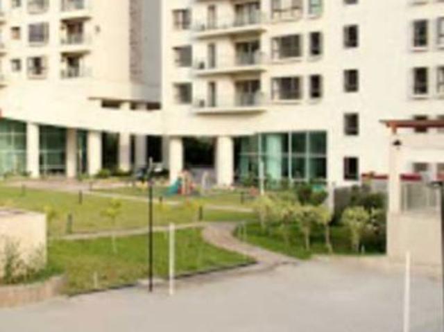 Resale | 3 BHK + Pooja Room,Servant Room 2250 Sq.Ft. Apartment in TGB Meghdutam