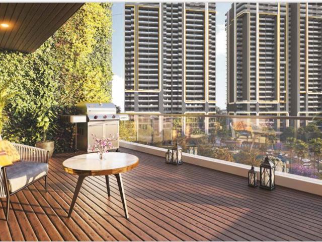 Resale | 3 BHK + Pooja Room,Servant Room 2450 Sq.Ft. Apartment in Smart World One DXP