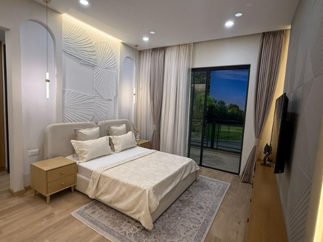 Resale | 3 BHK + Pooja Room,Servant Room 2800 Sq.Ft. Apartment in Hero Homes Palatial